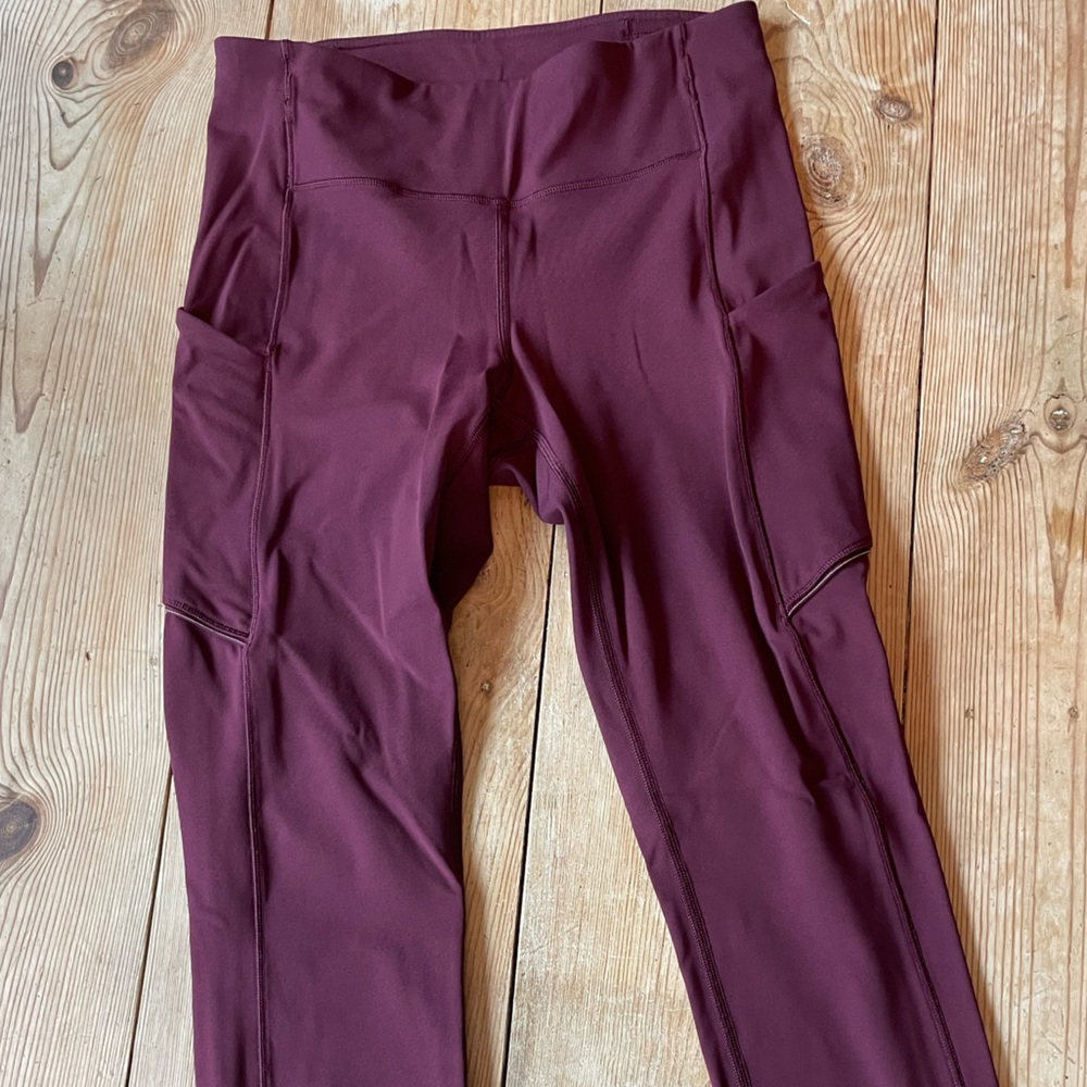 Lululemon Leggings!  Maroon women’s size 4*